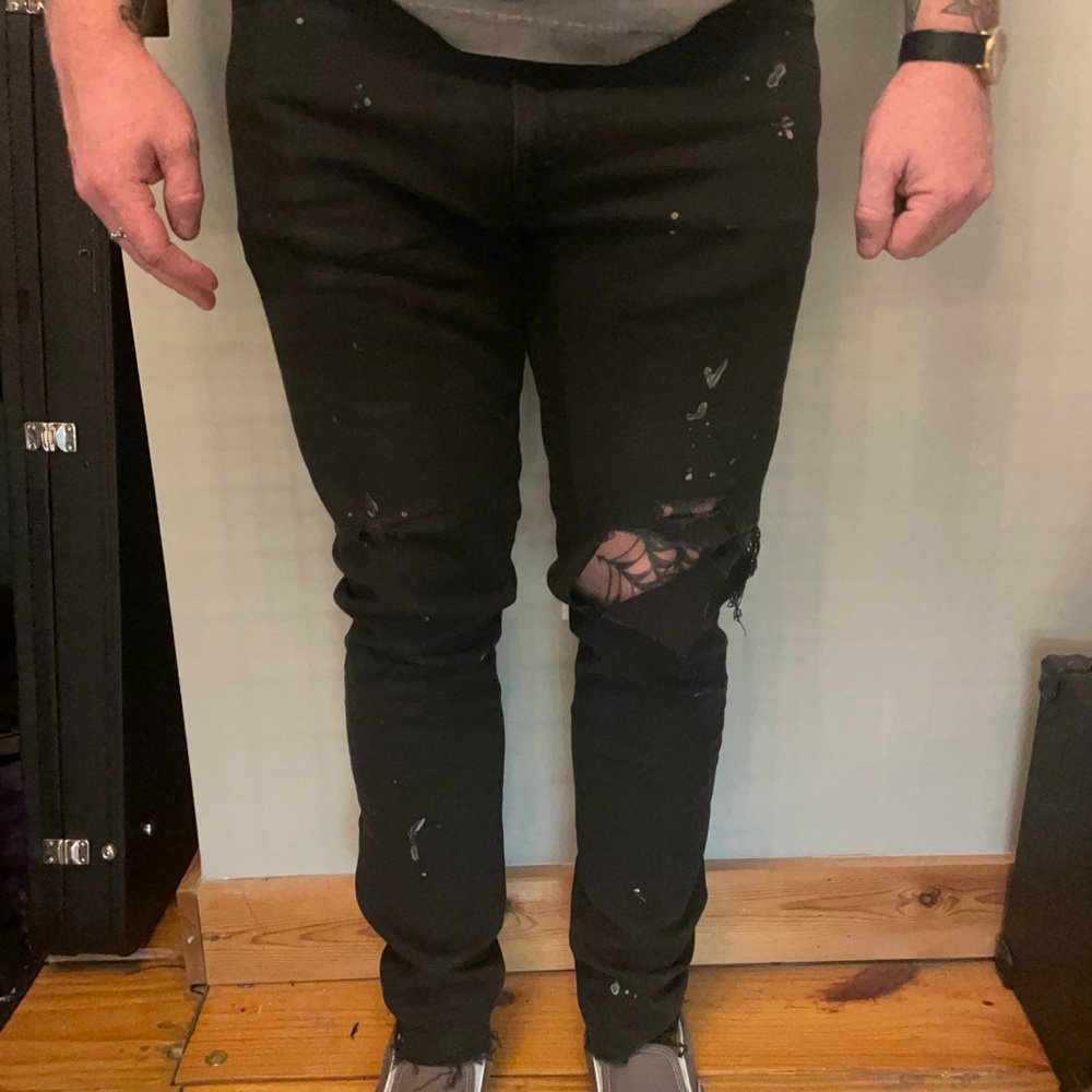 Levis premium distressed black 512 slim taper jeans 34x32